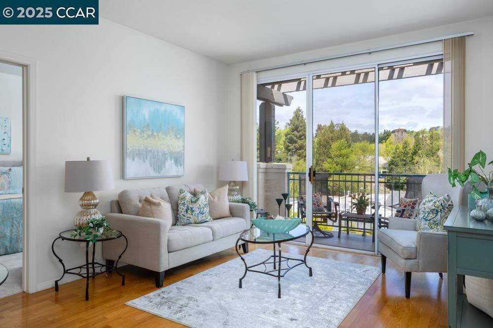 Walnut Creek, CA 94595,1860 Tice Creek Dr #1430