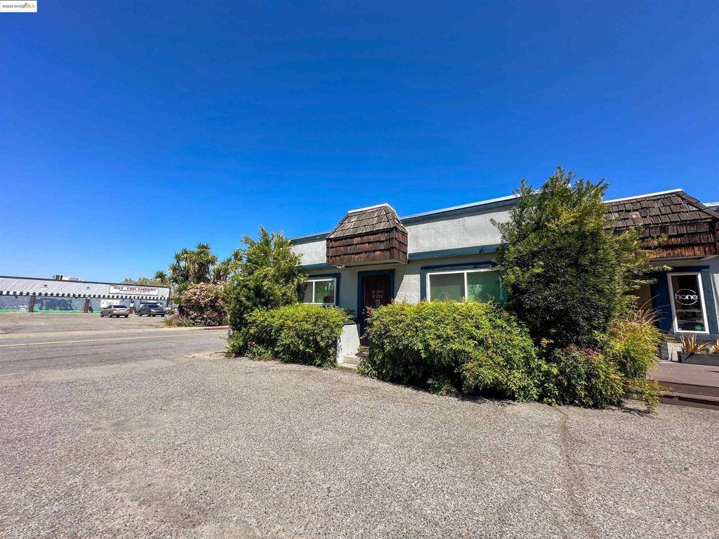 San Jose, CA 95128,501 S Bascom Ave