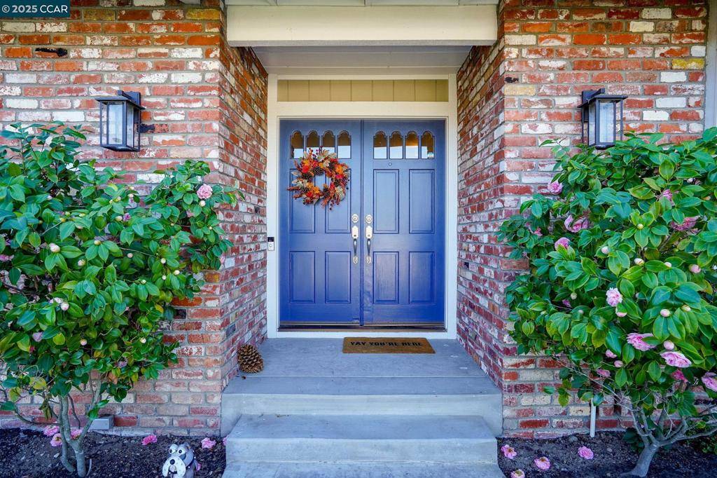 Walnut Creek, CA 94598,2927 Comistas Drive