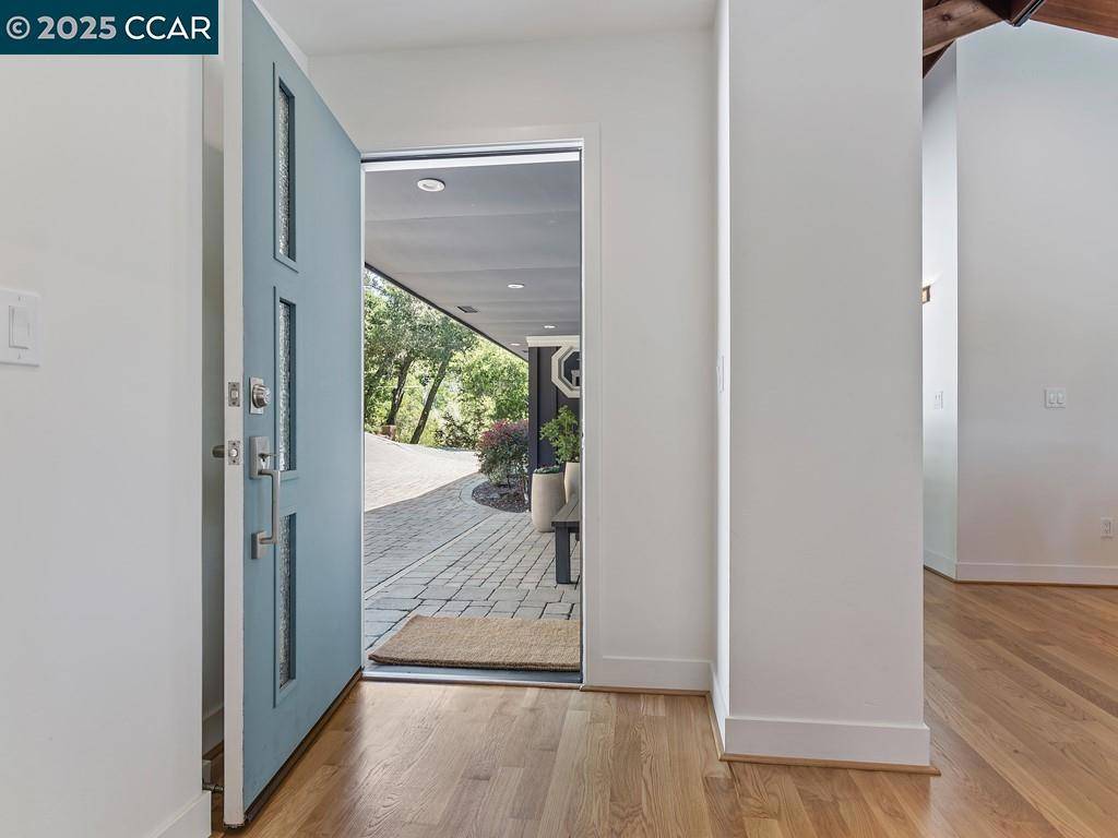 Orinda, CA 94563-1134,71 Van Tassel Ln