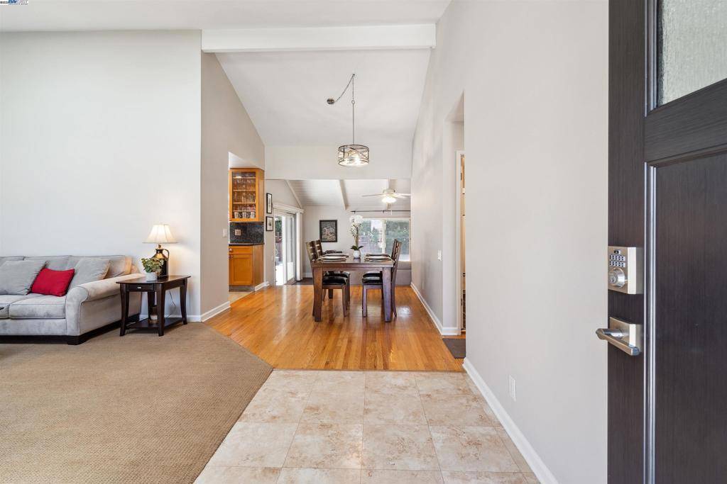 Pleasanton, CA 94566,1296 Vintner Way