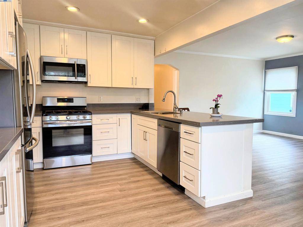 Richmond, CA 94804,726 31St St
