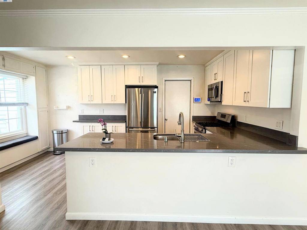 Richmond, CA 94804,726 31St St