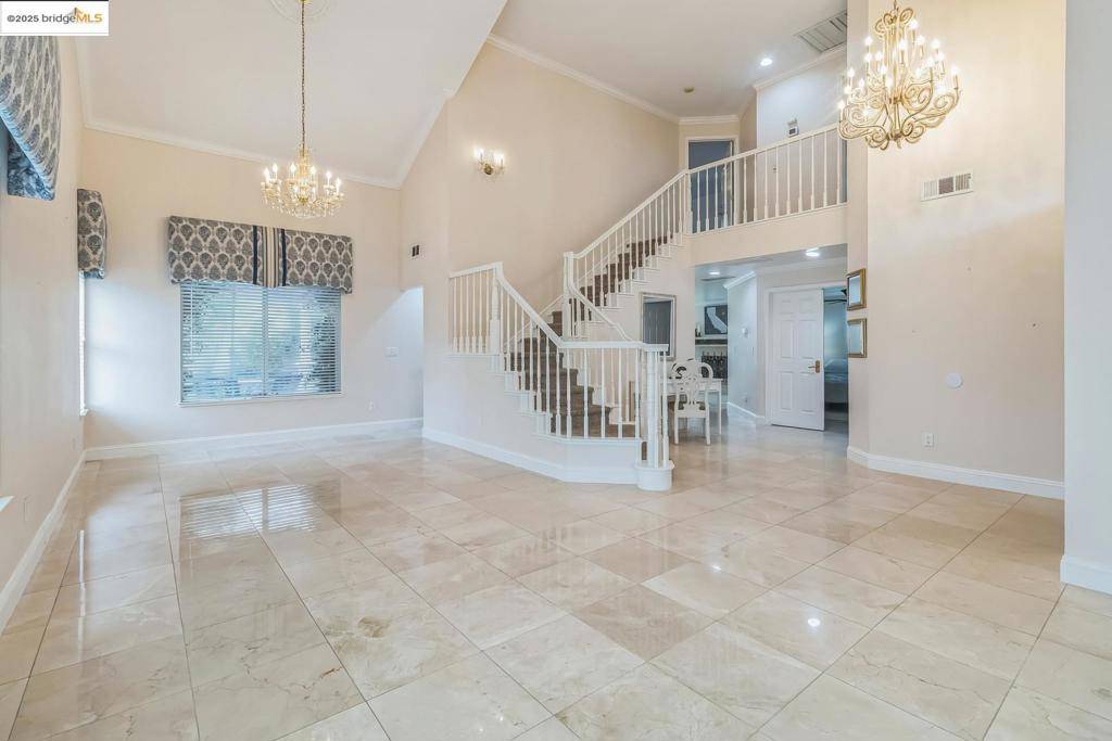 Turlock, CA 95382,851 Whispering Pines DR