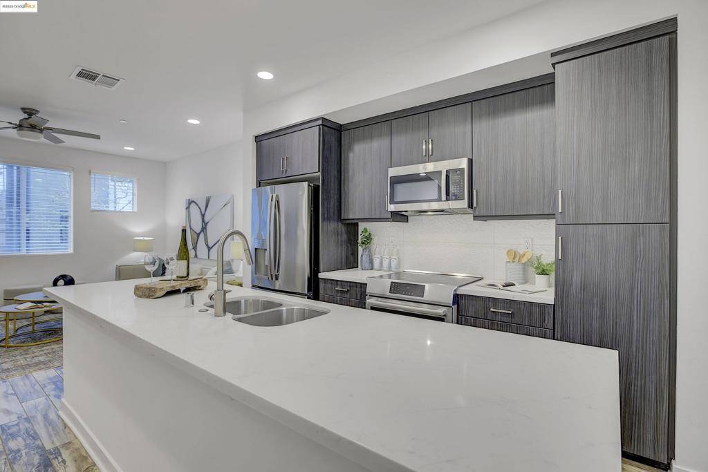 Oakland, CA 94607,1423 Prescott St
