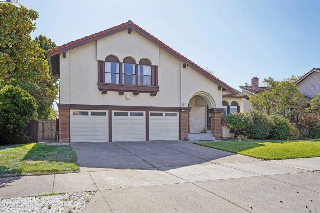 Fremont, CA 94555,33766 Whimbrel Rd