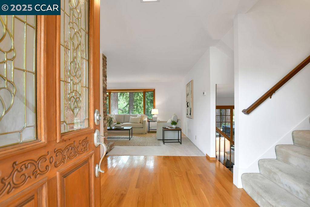 Pleasant Hill, CA 94523,229 Devon Ave