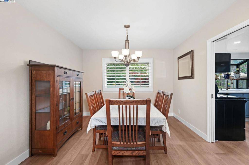 Castro Valley, CA 94552,16752 Columbia Dr
