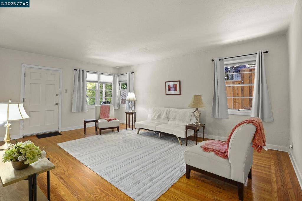 Martinez, CA 94553,2450 Bella Vista Ave