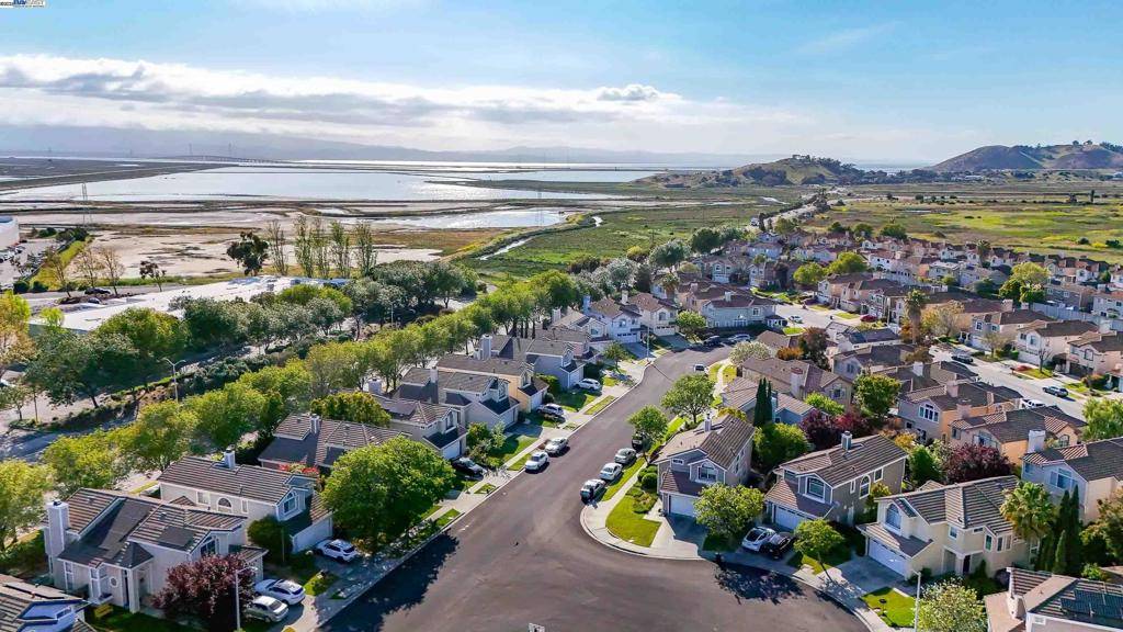 Newark, CA 94560,36942 Papaya St