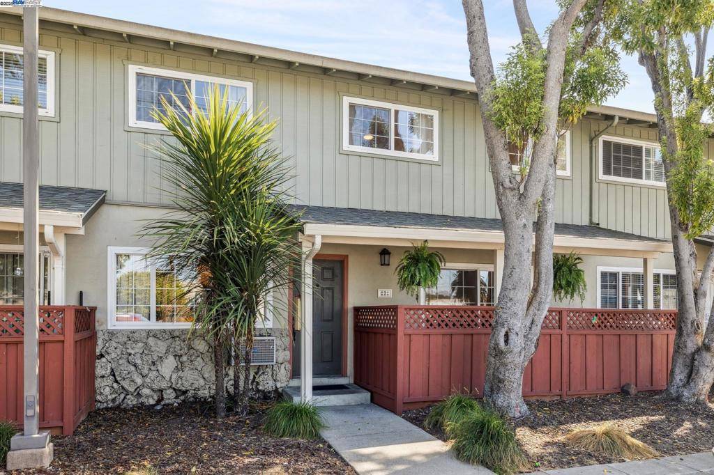 San Leandro, CA 94579,700 Fargo Ave #2
