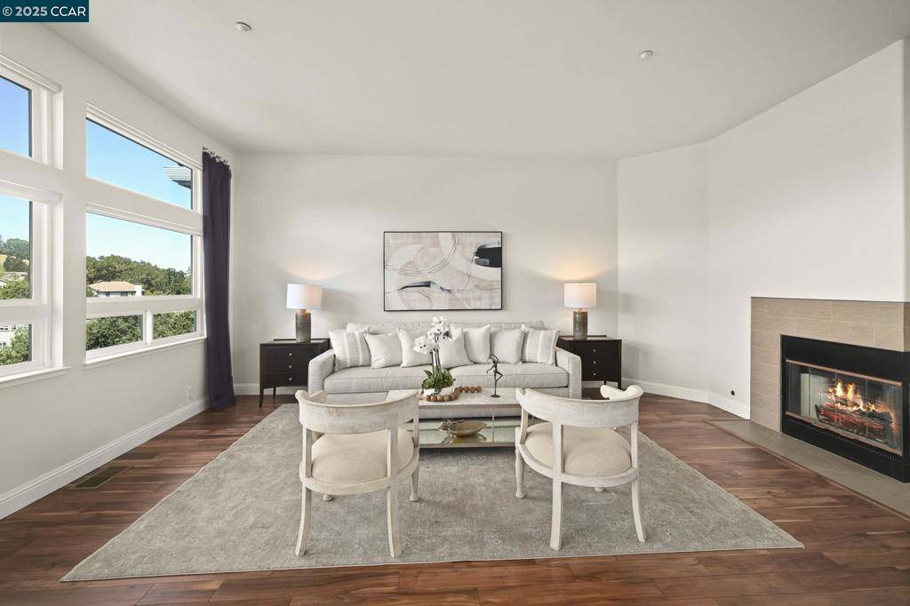 Lafayette, CA 94549,1063 Sunrise Ridge Dr