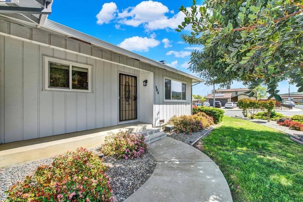 Vacaville, CA 95687,584 Greenwood Dr