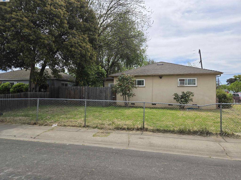 Stockton, CA 95204,3832 Marine Ave