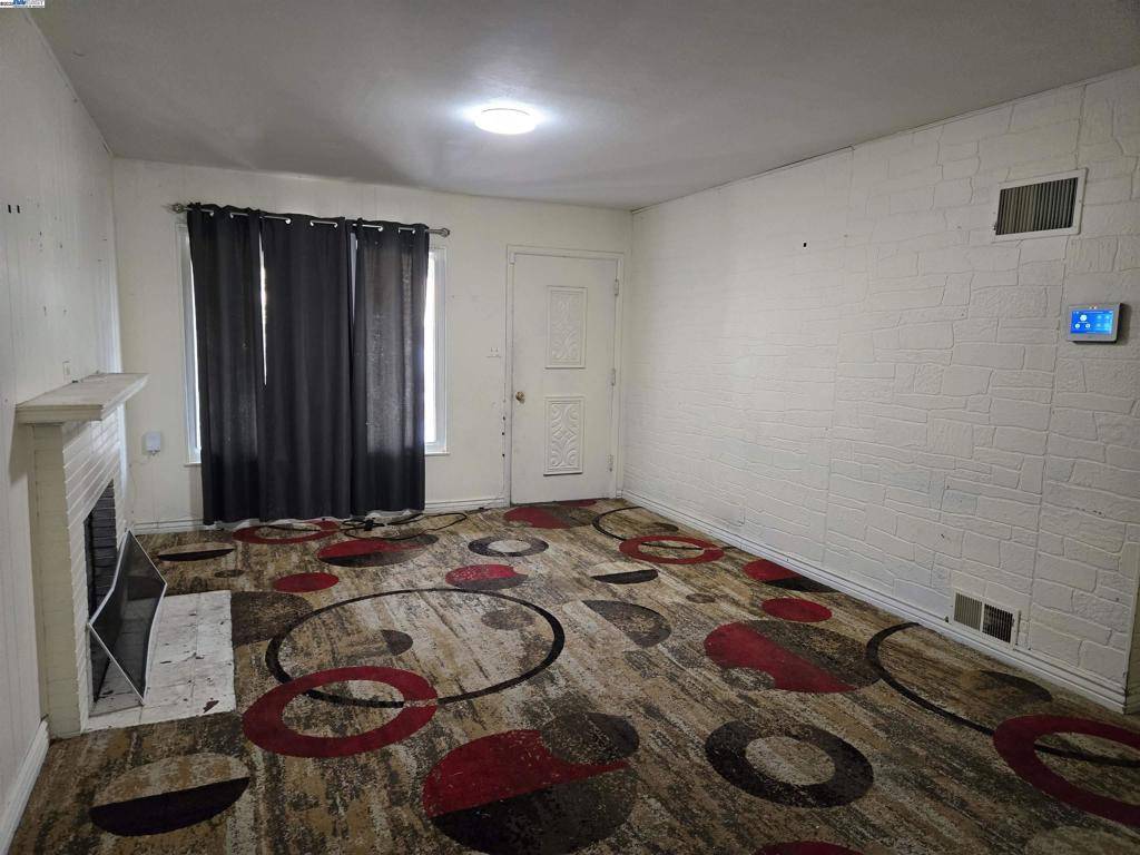 Stockton, CA 95204,3832 Marine Ave