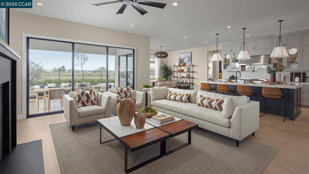 Tracy, CA 95377,3228 Boca Way
