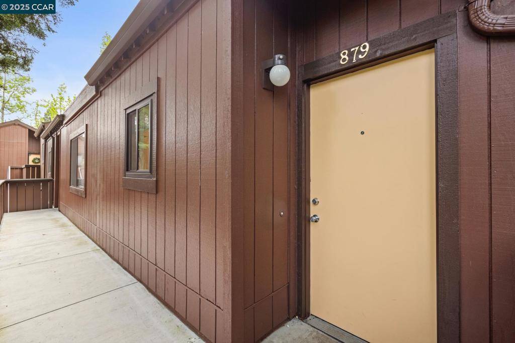 Pleasant Hill, CA 94523,879 Camelback Pl