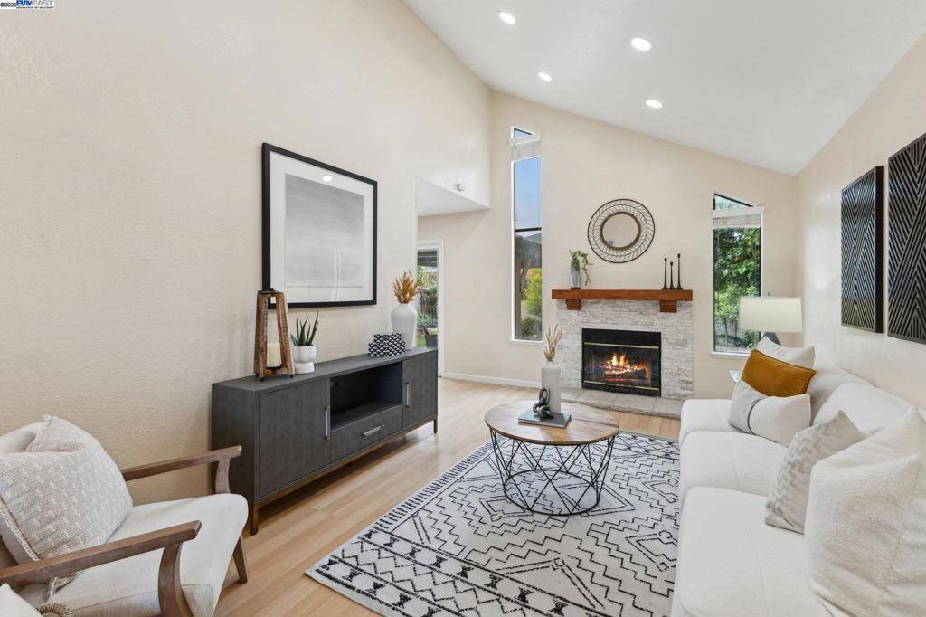 Hayward, CA 94544,29267 Lone Tree Pl