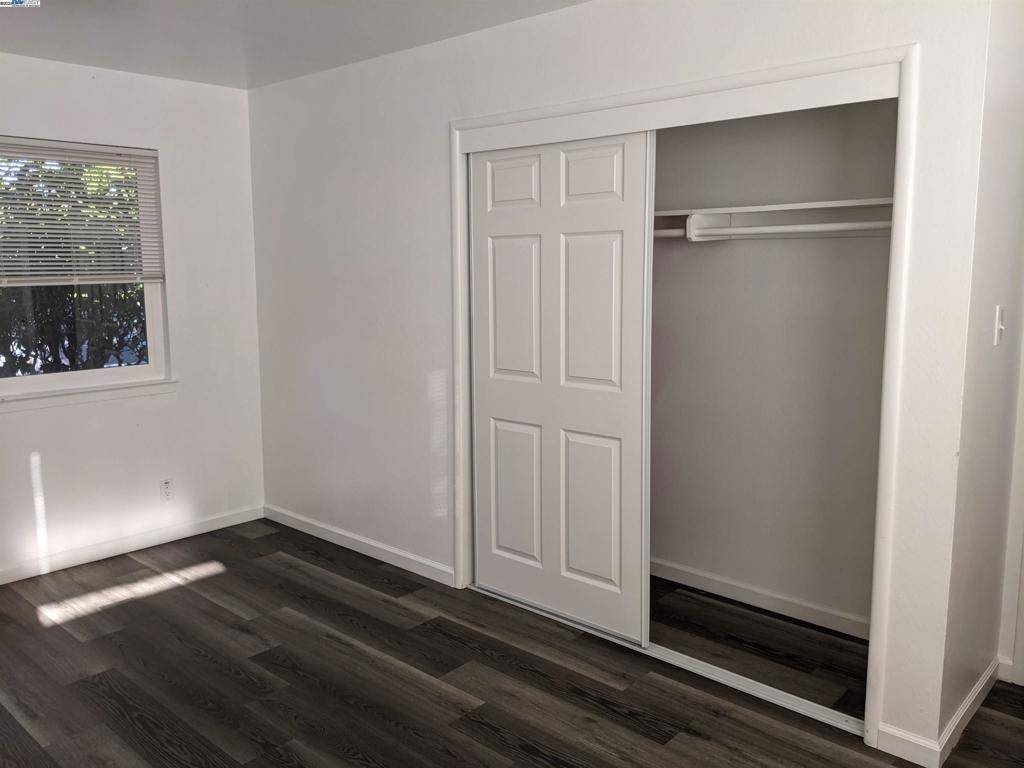 Davis, CA 95616,1313 F St