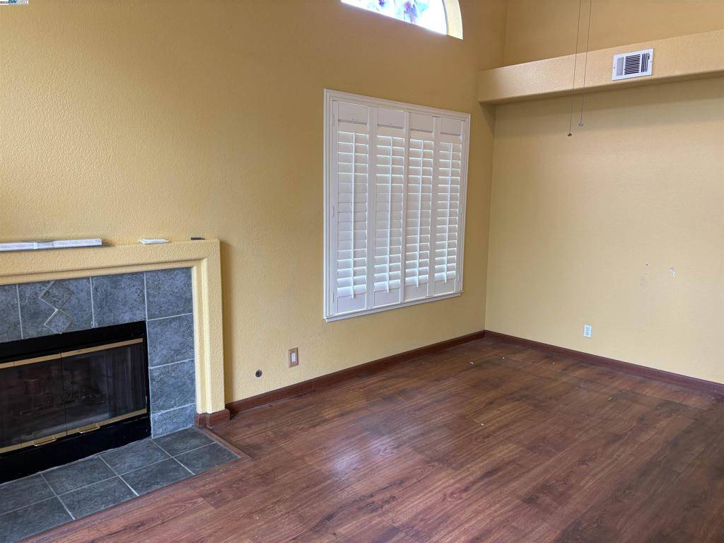 Hayward, CA 94544,24909 Avocado Ct