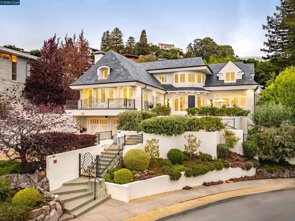 Berkeley, CA 94705,32 Vicente Rd