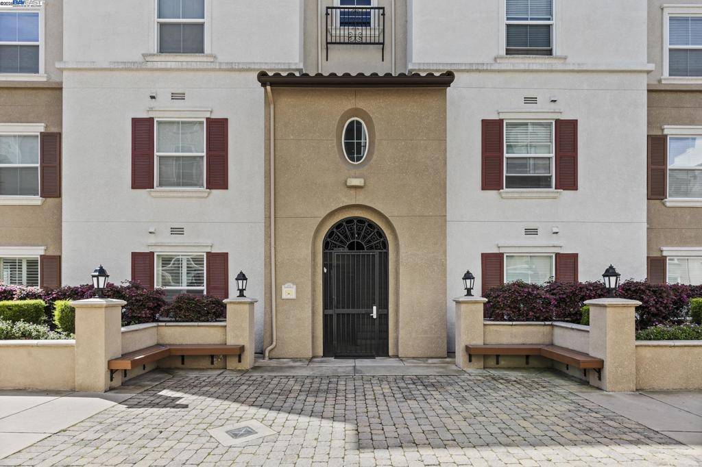 Dublin, CA 94568,3275 Dublin Blvd #222