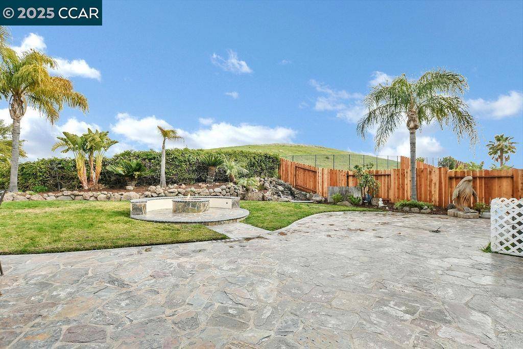 Antioch, CA 94531-9370,2460 Covelite Way