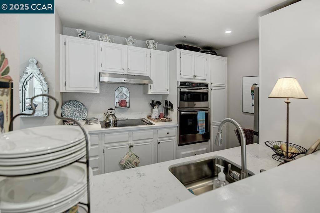 Walnut Creek, CA 94595,1840 Tice Creek #2326