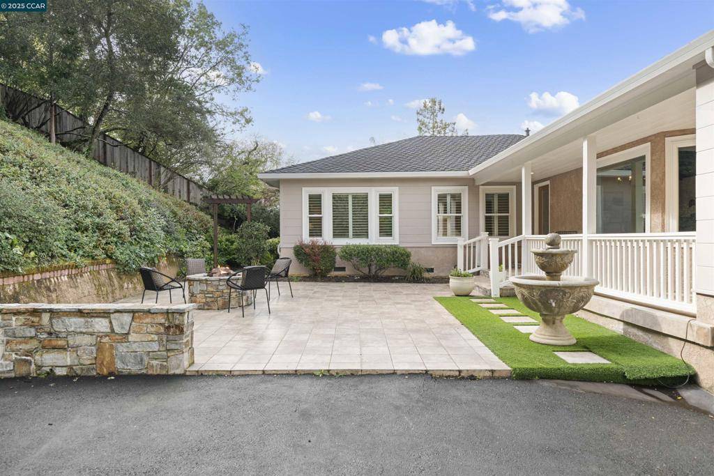 Orinda, CA 94563,6 Monte Veda Dr