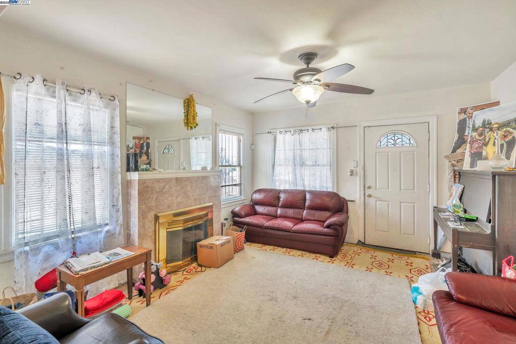 Oakland, CA 94621,1550 79Th Ave