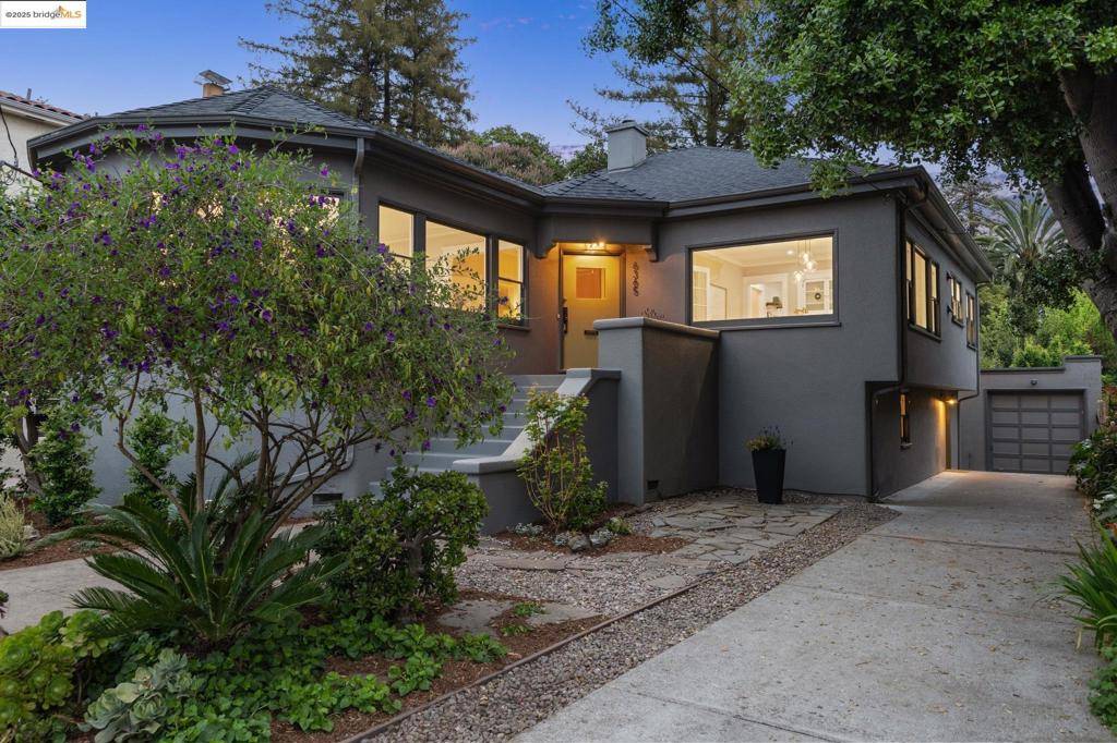 Oakland, CA 94618,6365 Florio St