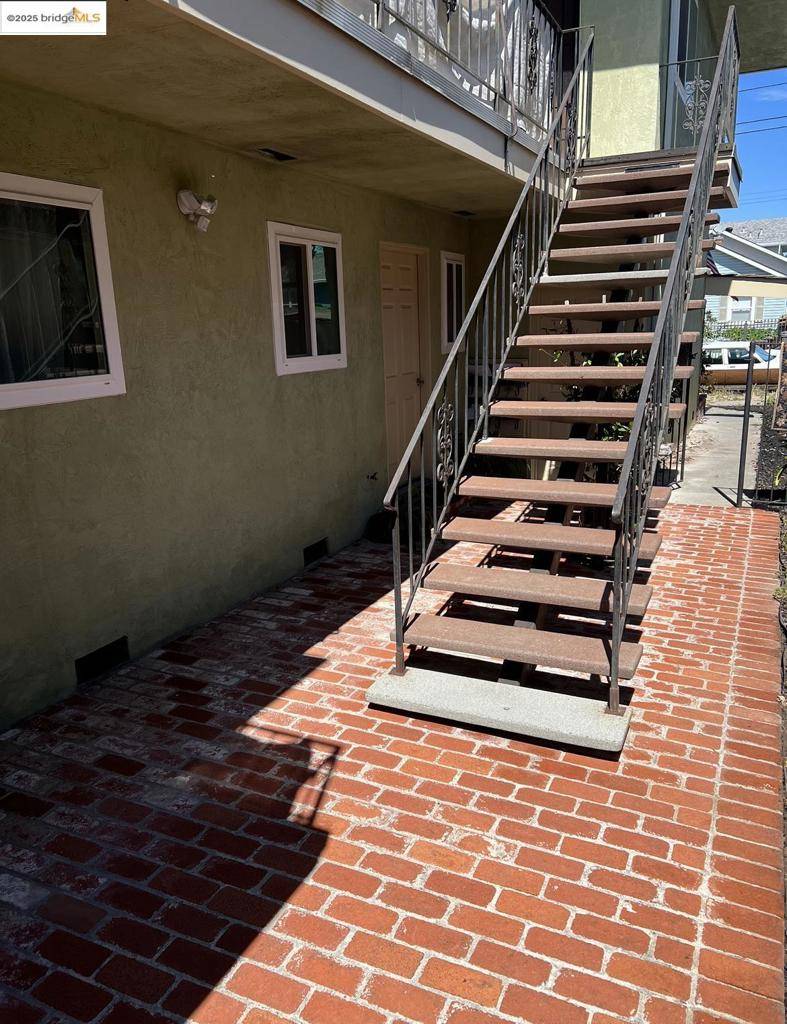 Oakland, CA 94619,2724 Octavia St