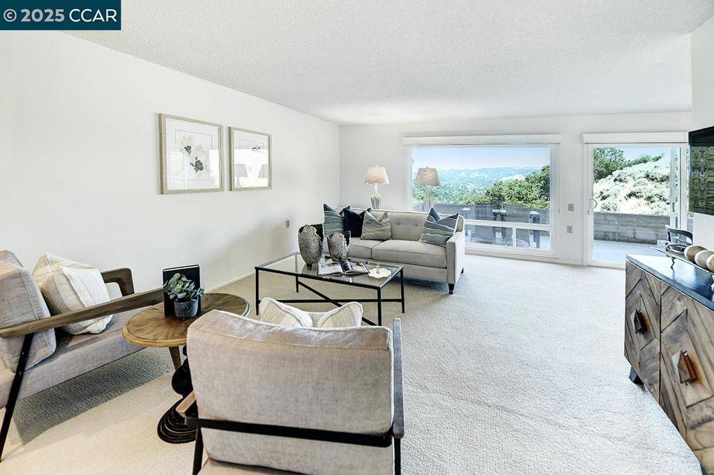 Walnut Creek, CA 94595,1268 Skycrest Dr #8