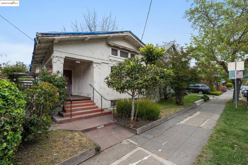 Berkeley, CA 94703,1809 Channing Way