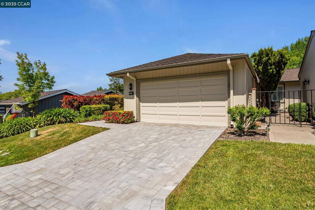 Danville, CA 94526,1934 Saint George Rd