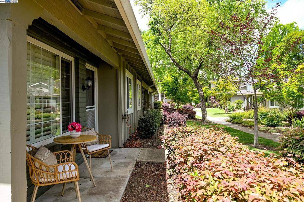 San Ramon, CA 94583,2812 Bollinger Canyon Rd
