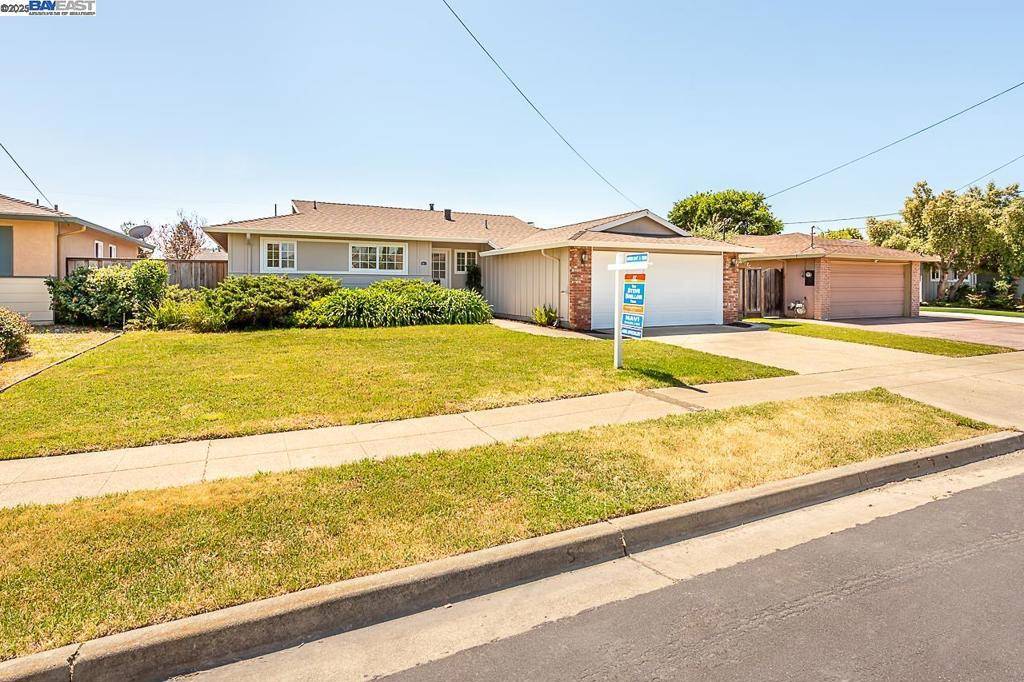 Hayward, CA 94545,1866 Egret Ln