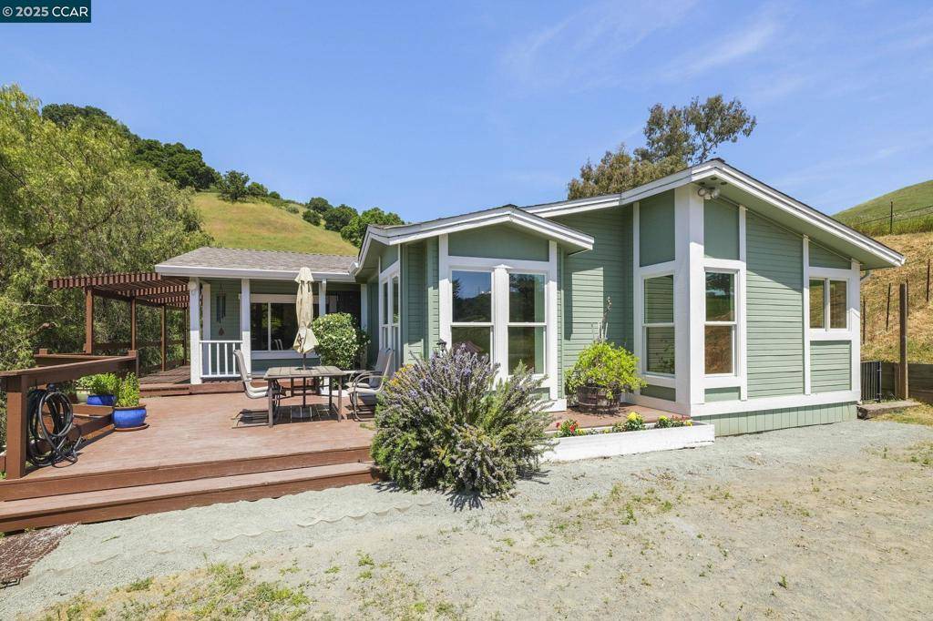 Martinez, CA 94553,2251 Rancho Del Lago Rd