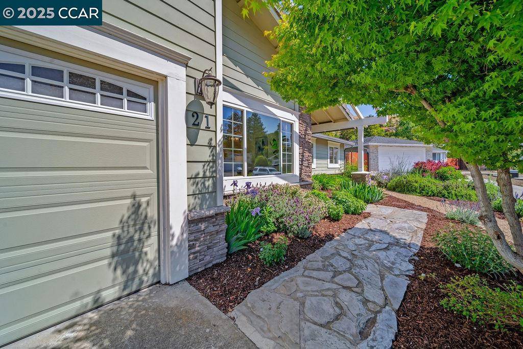 Clayton, CA 94517,21 Mirango Ct