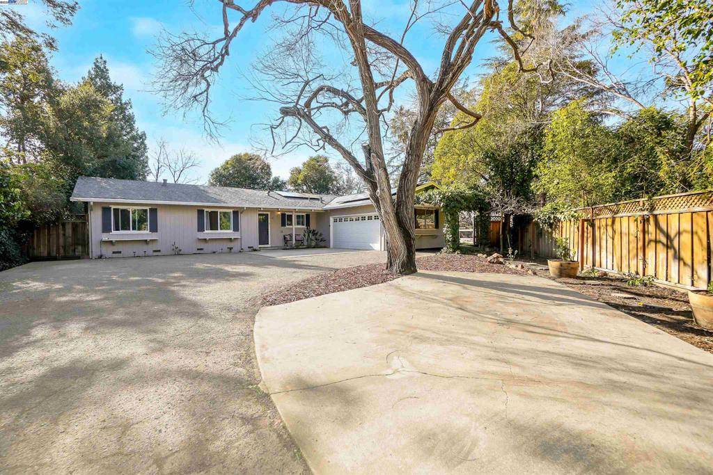 Walnut Creek, CA 94598,55 Normandy Ln