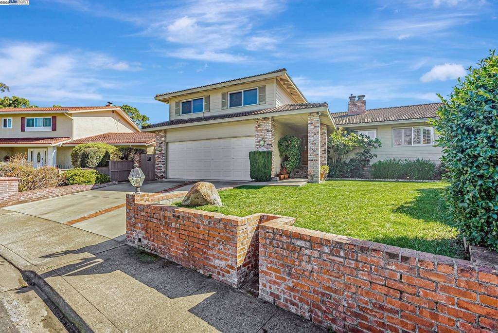 Hayward, CA 94541,25660 Paul Ct