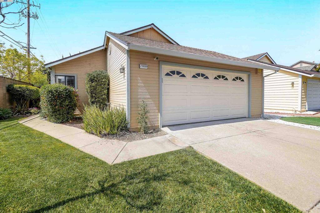 Hayward, CA 94544,29899 Taylor Ave