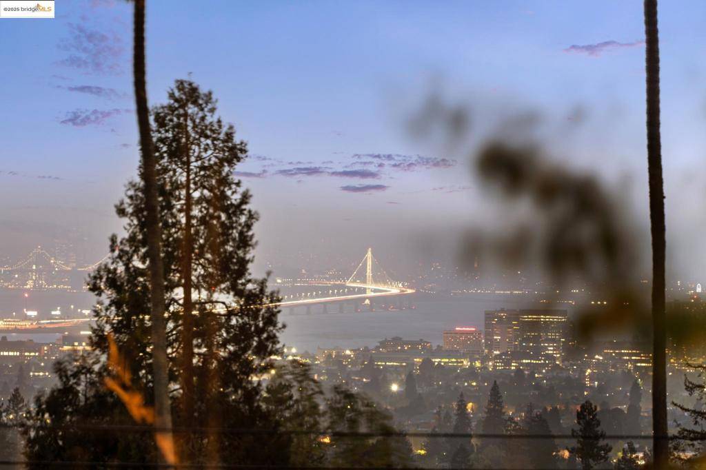 Berkeley, CA 94705,95 Alvarado Rd