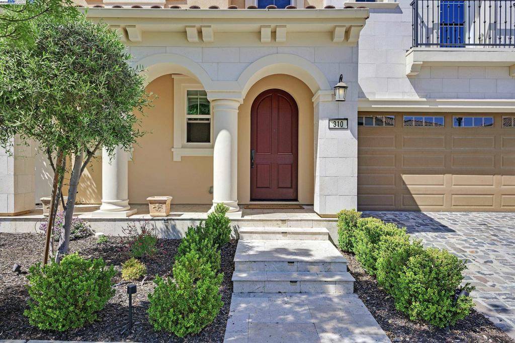 Danville, CA 94506,310 Oberland Ct