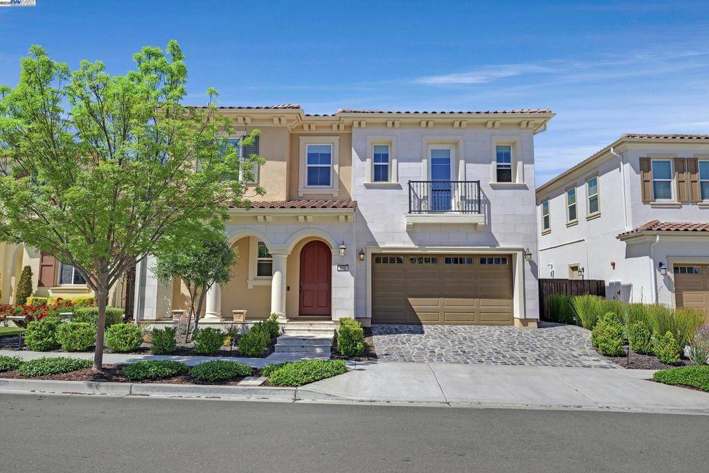 Danville, CA 94506,310 Oberland Ct