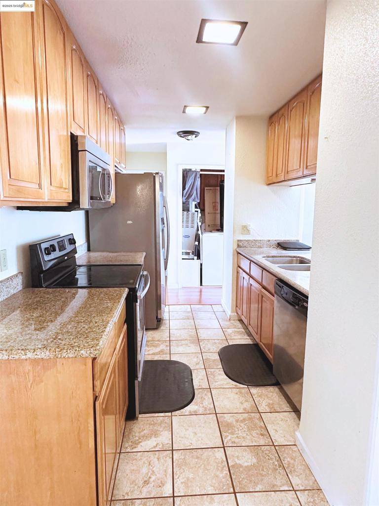 Fairfield, CA 94533,2006 Robin Dr