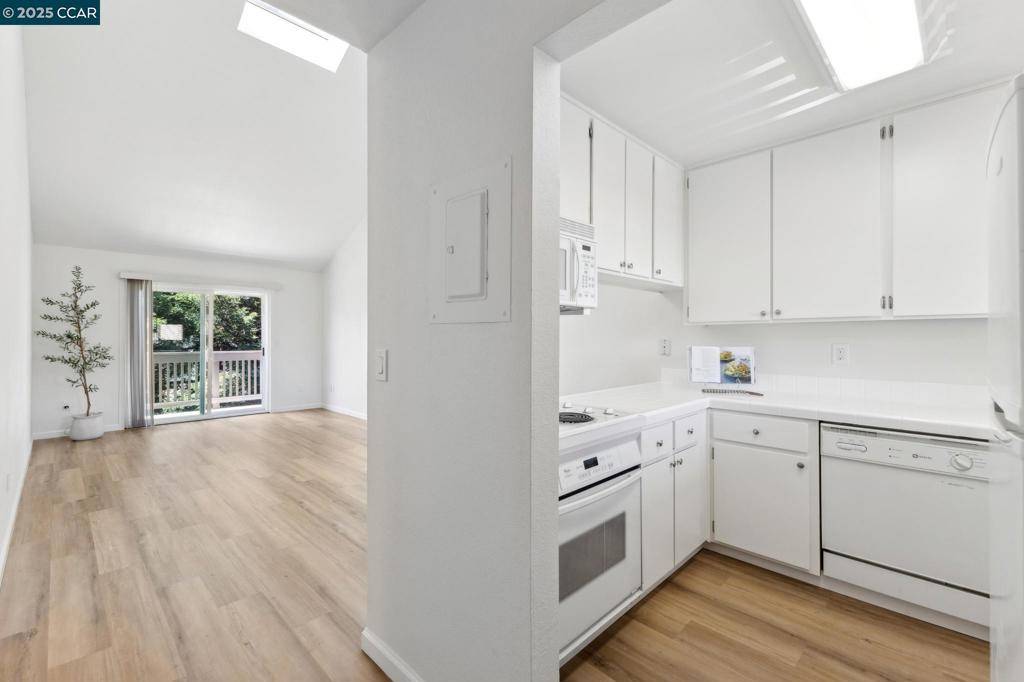 Pleasanton, CA 94566,3847 Vineyard Ave #31/K