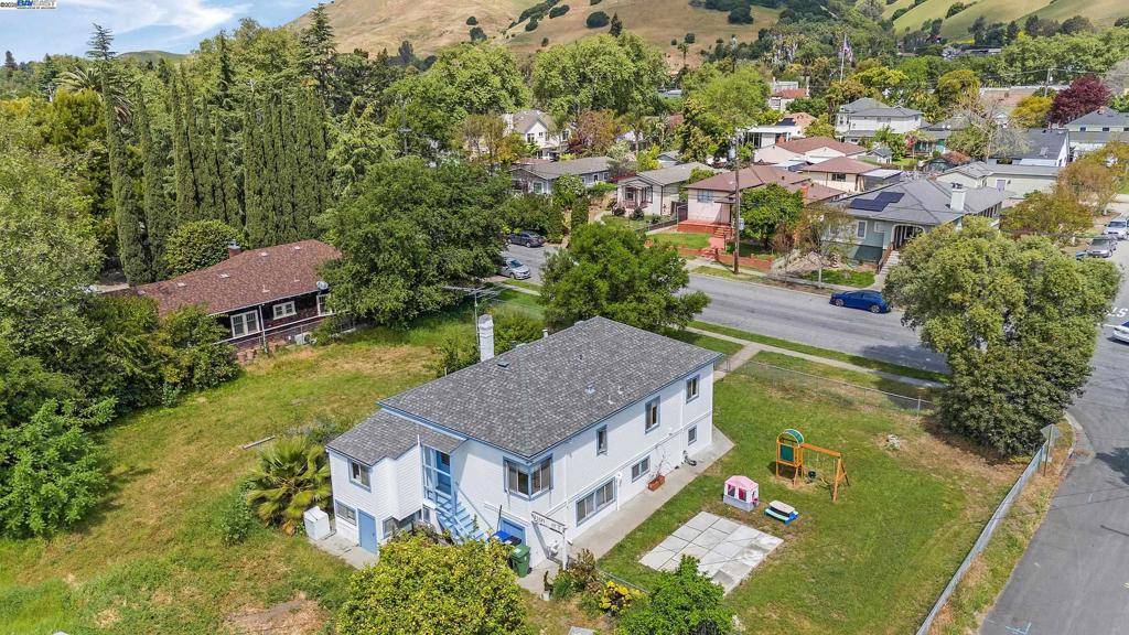 Fremont, CA 94536,37879 3rd St