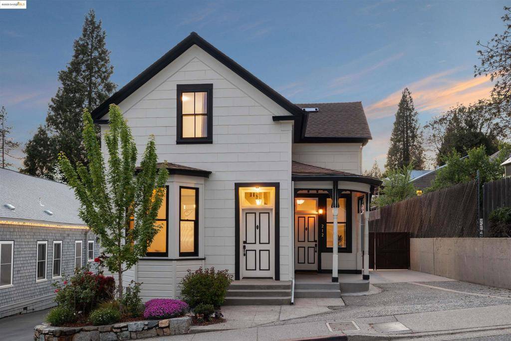 Nevada City, CA 95959,212 S Pine St