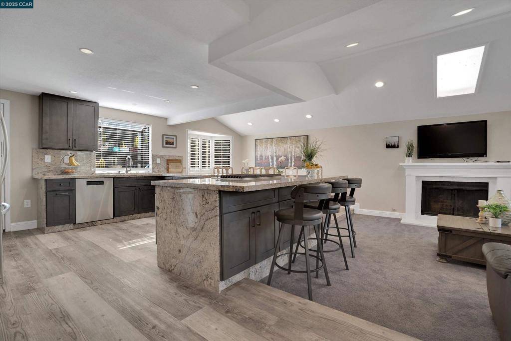 Martinez, CA 94553,1274 Maywood Ln